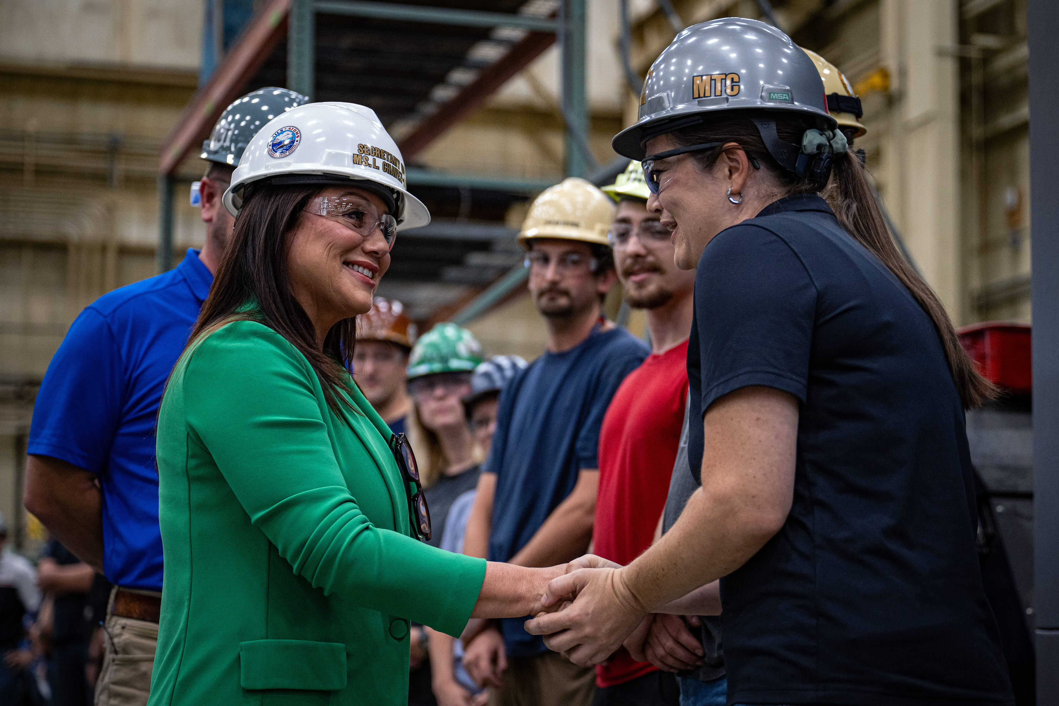 US Secretary of Labor Visita Portsmouth Naval shipyard